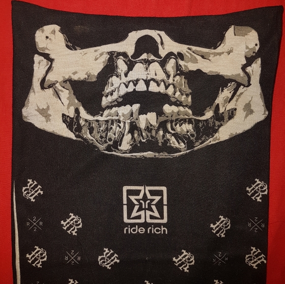 Skull mask / neck warmer - Picture 2 of 3